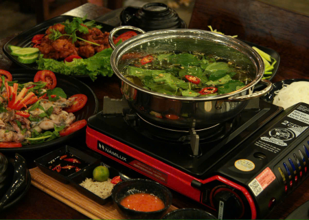 LẨU ẾCH CHILL