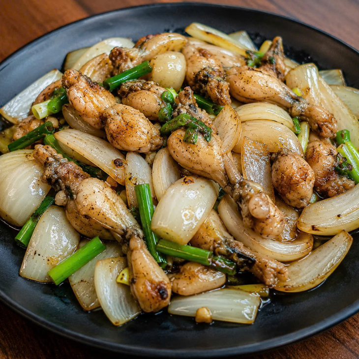 ẾCH XÀO CỦ HÀNH