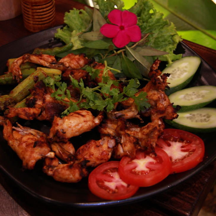 ẾCH NƯỚNG SA TẾ