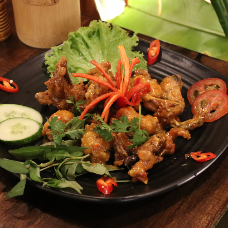 ẾCH CHIÊN BƠ CAY