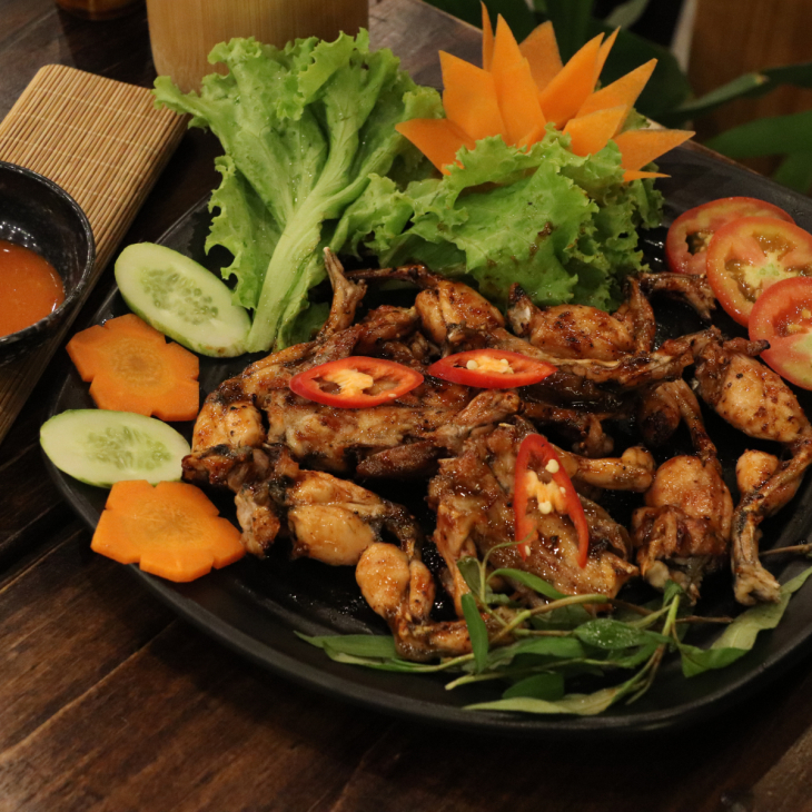 ẾCH NƯỚNG SỐT TIÊU